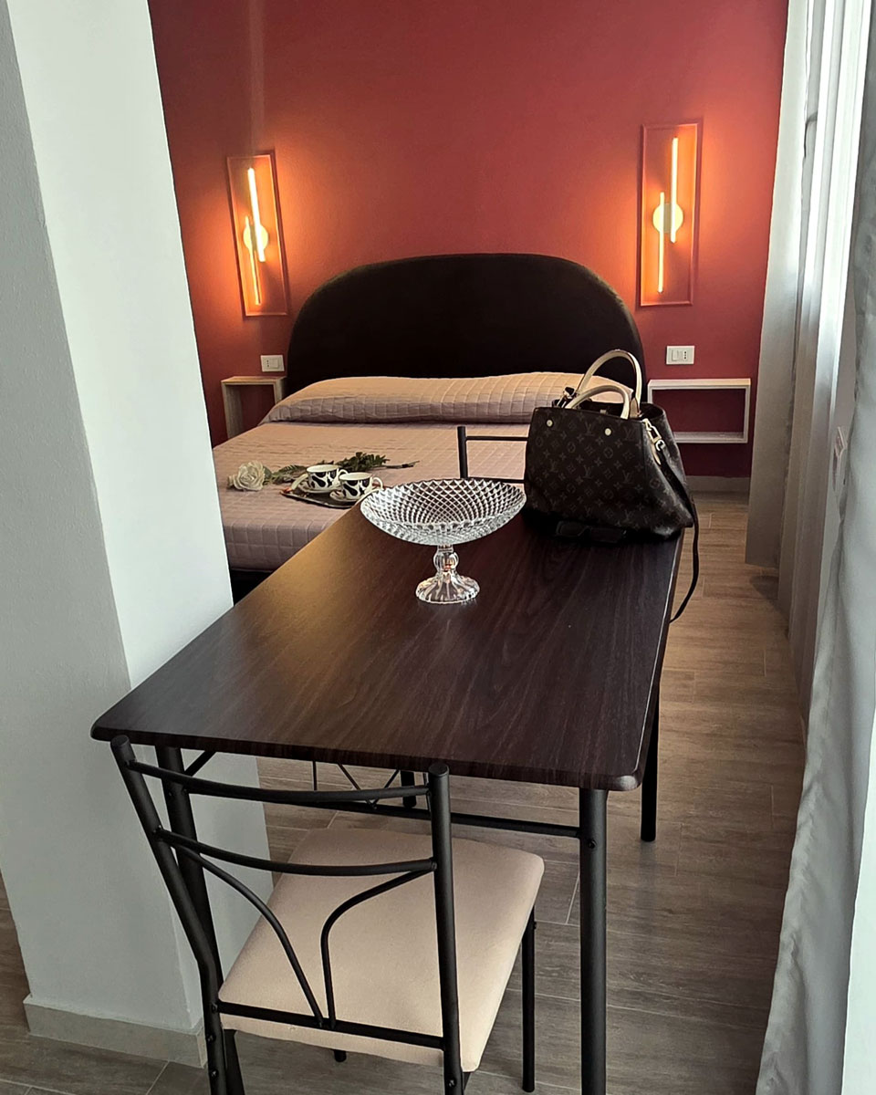 83500099-8621-4789-81e6-5cc8e4dea002