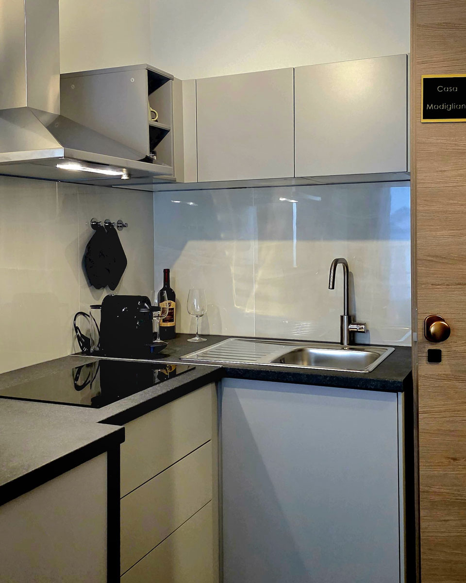 fadafa3d-ce0c-4b26-a607-795657c931f9